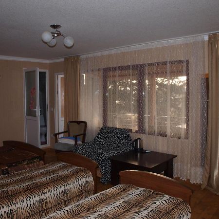 Mechta Guest House Цандрипш Екстериор снимка