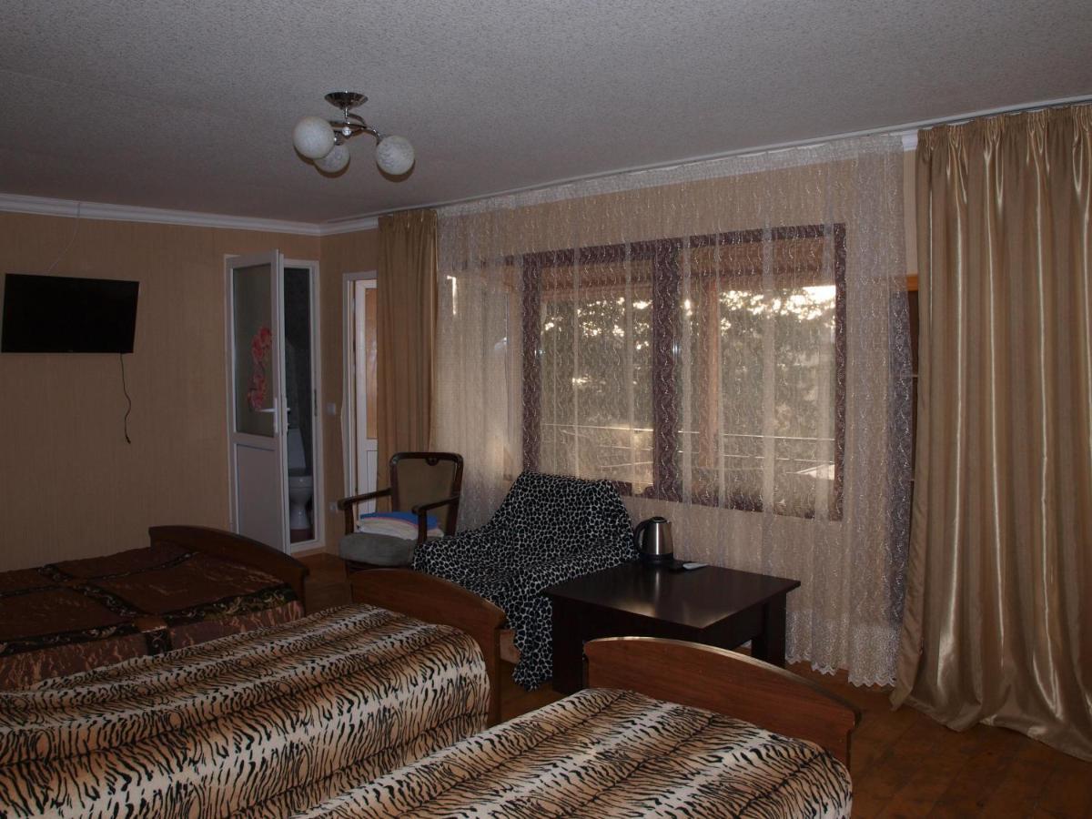 Mechta Guest House Цандрипш Екстериор снимка