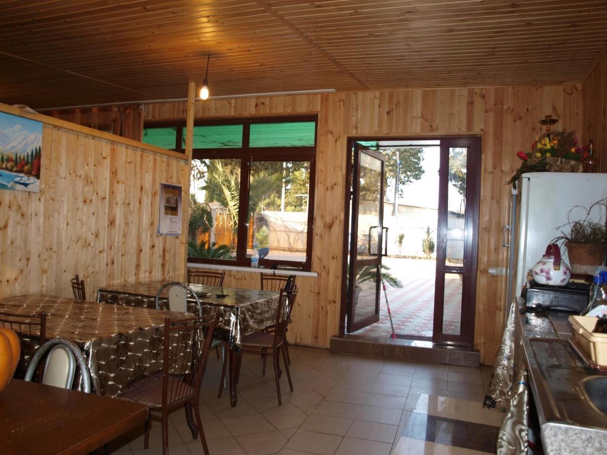 Mechta Guest House Цандрипш Екстериор снимка
